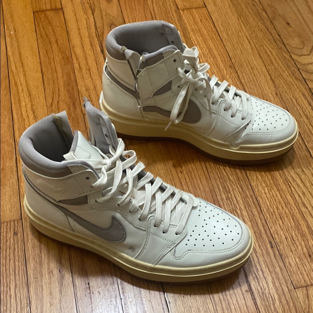 Air Jordan 1 Elevate High SE: Sail/Pale Vanilla/Gum Medium Brown/College Grey